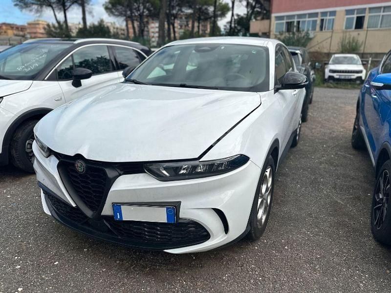 Usata Alfa Romeo Tonale Sprint 131 CV (96 kW) 2022 Bianco SUV