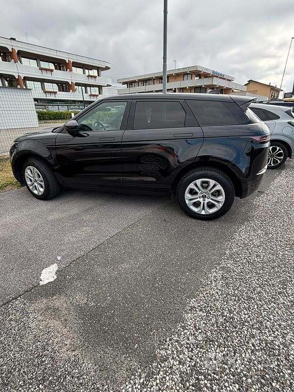 Usata Land Rover Range Rover evoque 150 CV (110 kW) 2019 Nero SUV