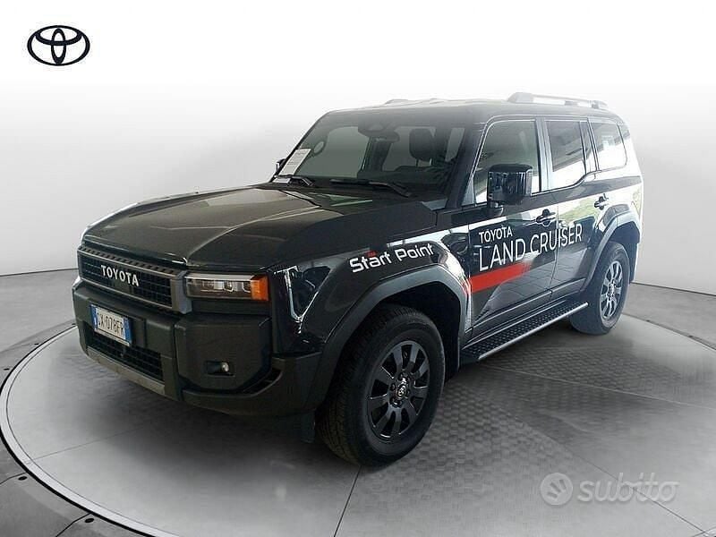 Usata Toyota Land Cruiser 205 CV (150 kW) 2024 Grigio SUV