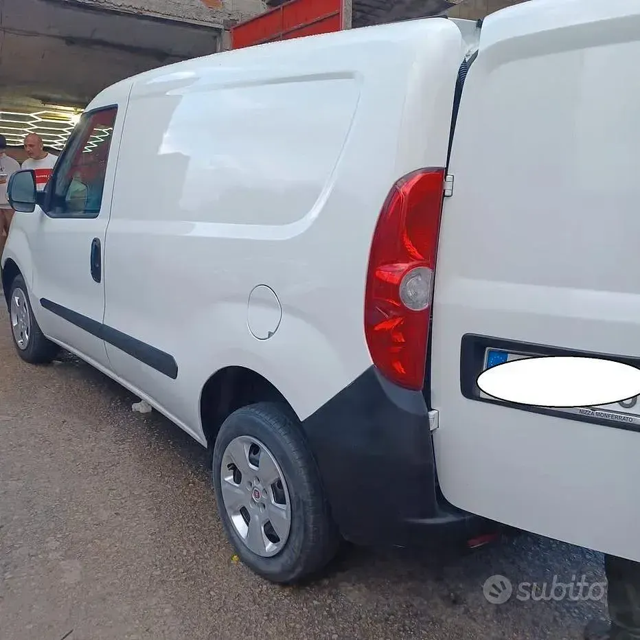 Usata Fiat Doblò Easy 95 CV (69 kW) 2021 Bianco Monovolume