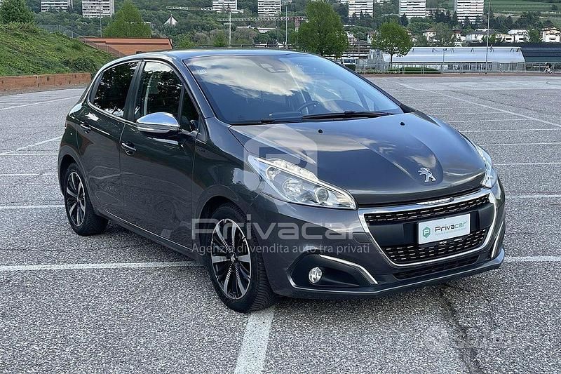Begagnad Peugeot 208 S 102 HK (75 kW) 2019 Grå Halvkombi