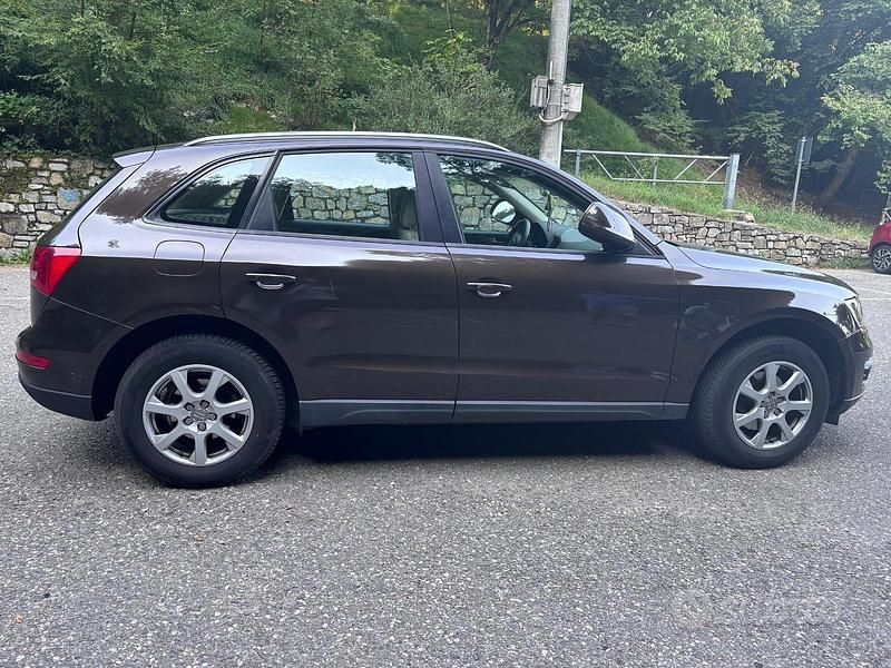 Usata Audi Q5 143 CV (105 kW) 2011 Marrone SUV