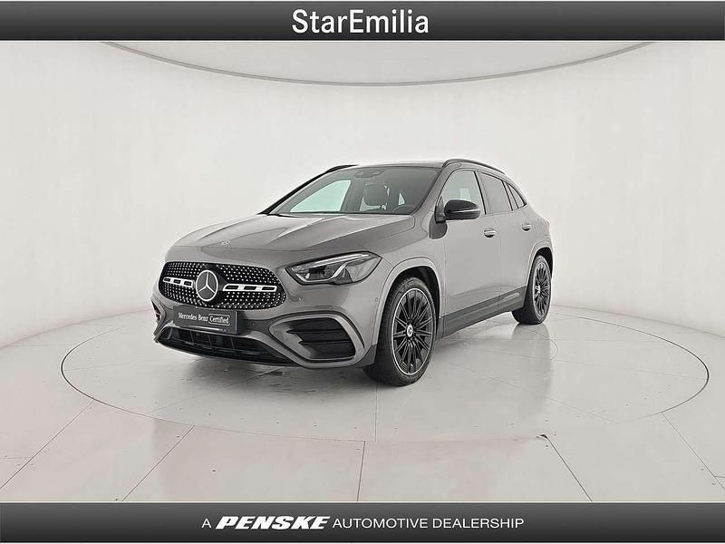 Grigio Usata 2024 Mercedes GLA200 AMG Line Premium Plus SUV | 43.700 € (Buon prezzo) - Immagine 1/4