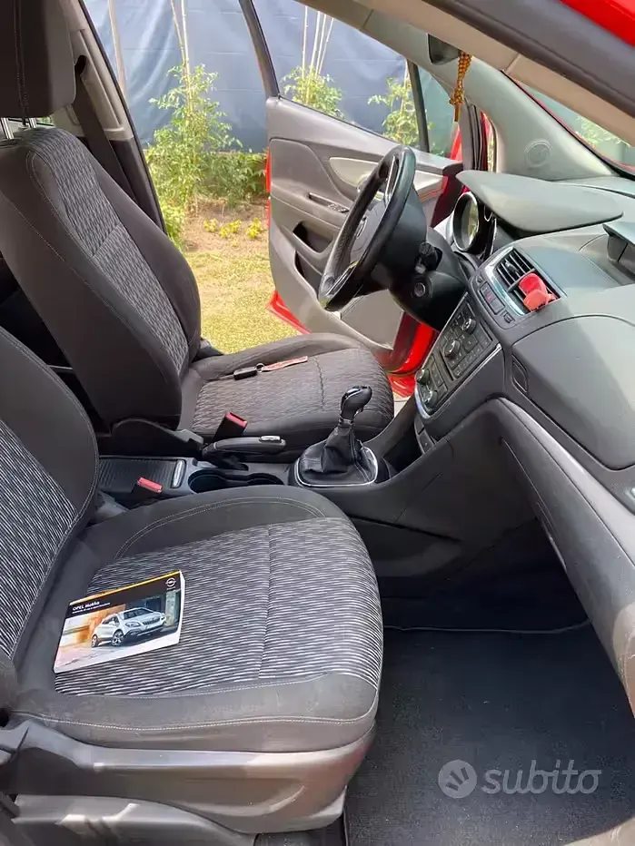 Usata Opel Mokka 115 CV (84 kW) 2015 Rosso SUV