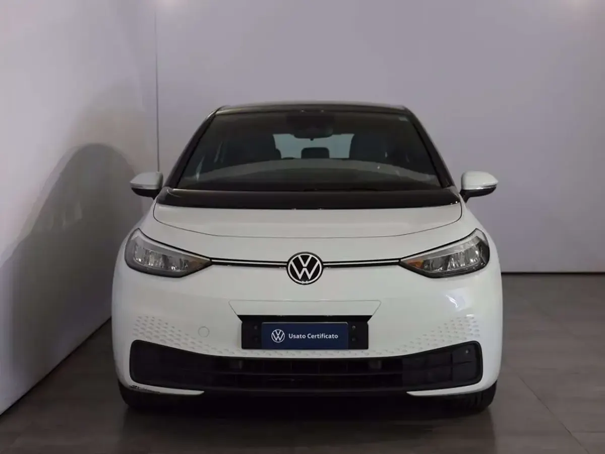 Usata VW ID.3 Pure 110 kW (150 CV) 2021 Blanco nevada nero Utilitaria