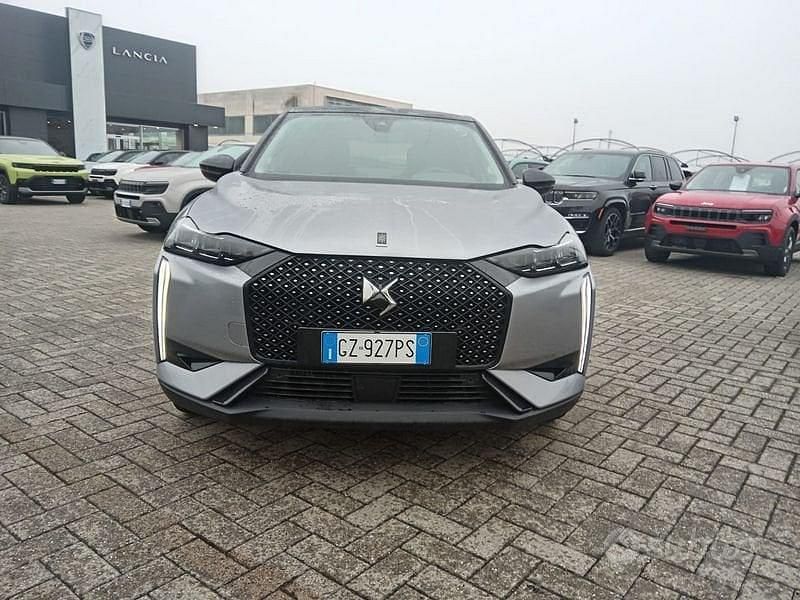 Nuova DS Automobiles DS3 145 CV (106 kW) 2025 Grigio SUV