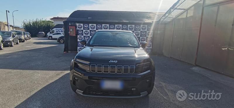 Usata Jeep Avenger Summit 100 CV (73 kW) 2024 Nero SUV