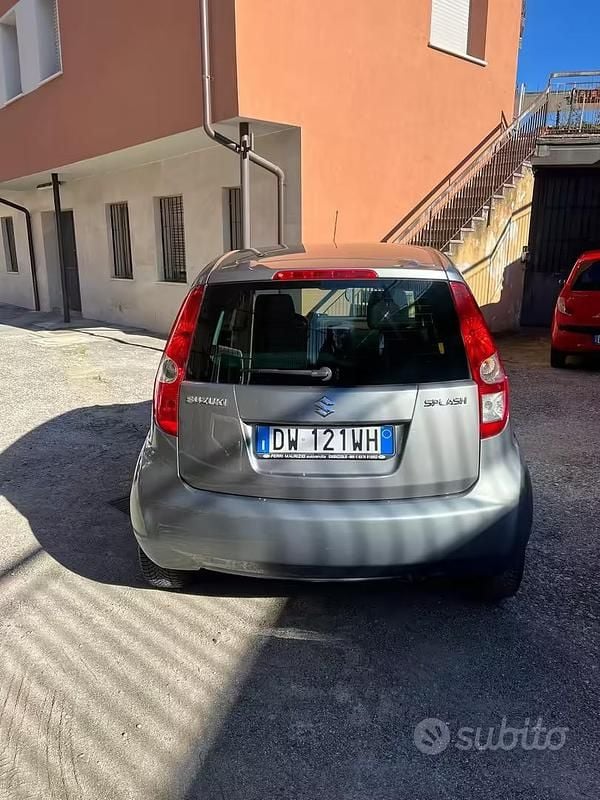 Usata Suzuki Splash GLS 85 CV (62 kW) 2009 Grigio Utilitaria