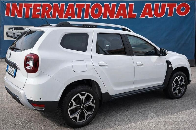 Usata Dacia Duster 100 CV (73 kW) 2021 Bianco SUV
