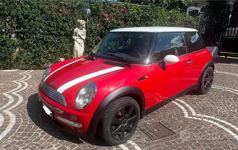 Usata Mini Cooper 116 CV (85 kW) 2003 Rosso(met.) Utilitaria