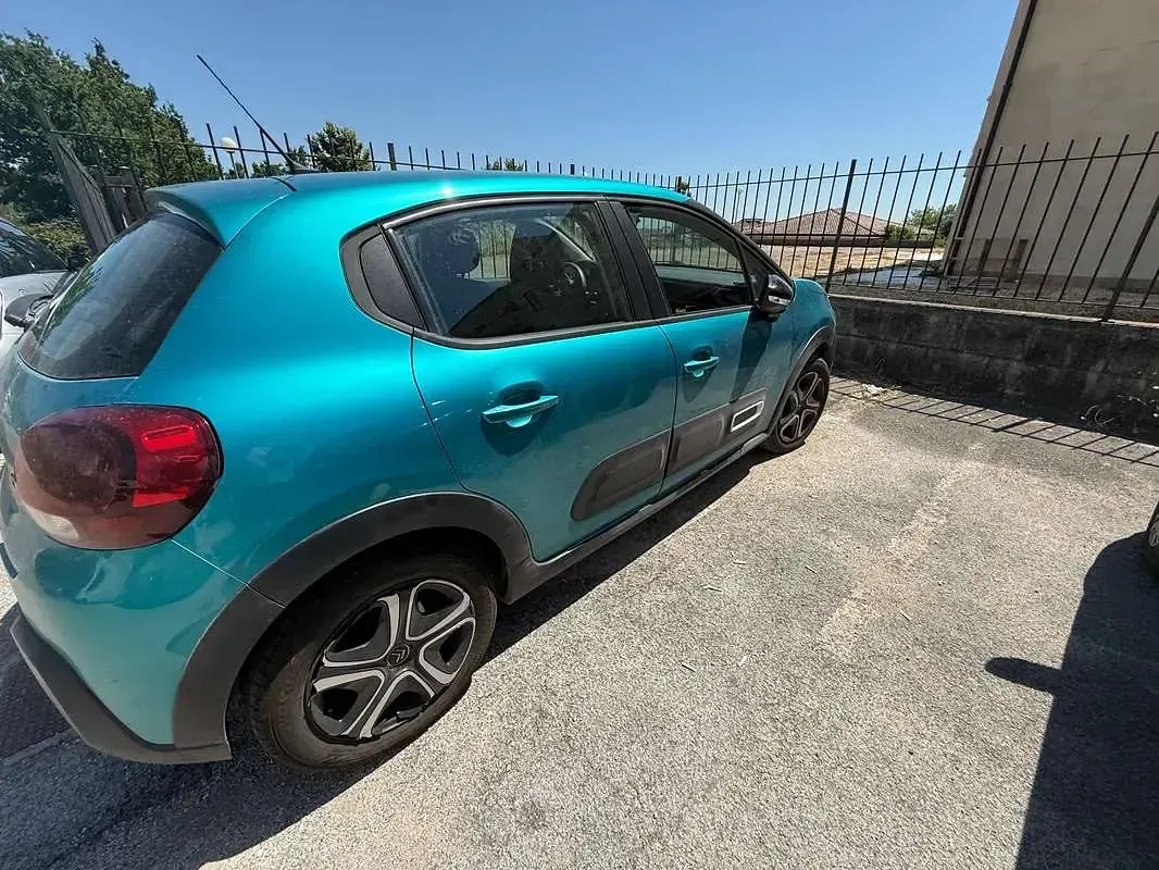 Usata Citroën C3 Shine 102 CV (75 kW) 2021 Utilitaria