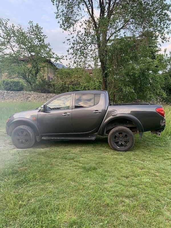 Usata Mitsubishi L200 Intense 136 CV (100 kW) 2006 Pick-up