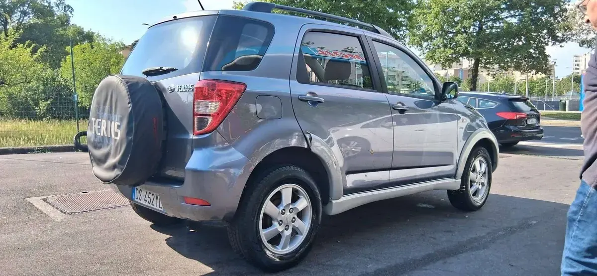 Usata Daihatsu Terios 105 CV (77 kW) 2008 Grigio SUV