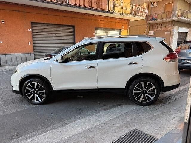 Usata Nissan X-Trail Tekna 131 CV (96 kW) 2015 Bianco SUV