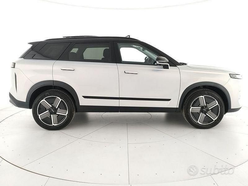 Nuova Jaecoo 7 347 CV (255 kW) 2025 Grigio SUV