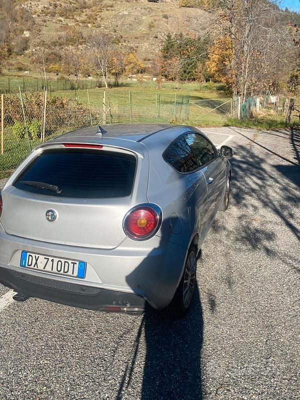 Usata Alfa Romeo MiTo 120 CV (88 kW) 2009 Grigio Utilitaria