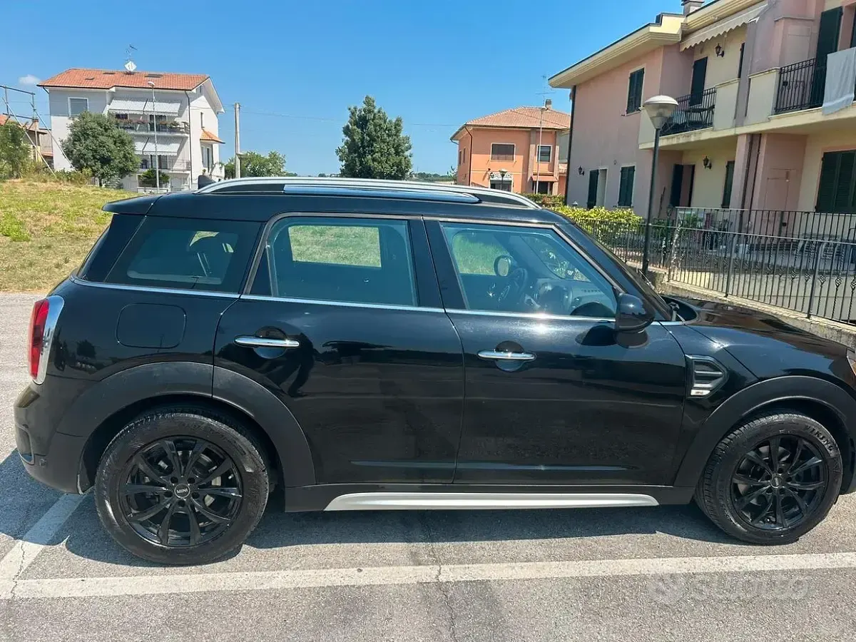 Usata Mini Cooper D Countryman 150 CV (110 kW) 2017 Nero SUV