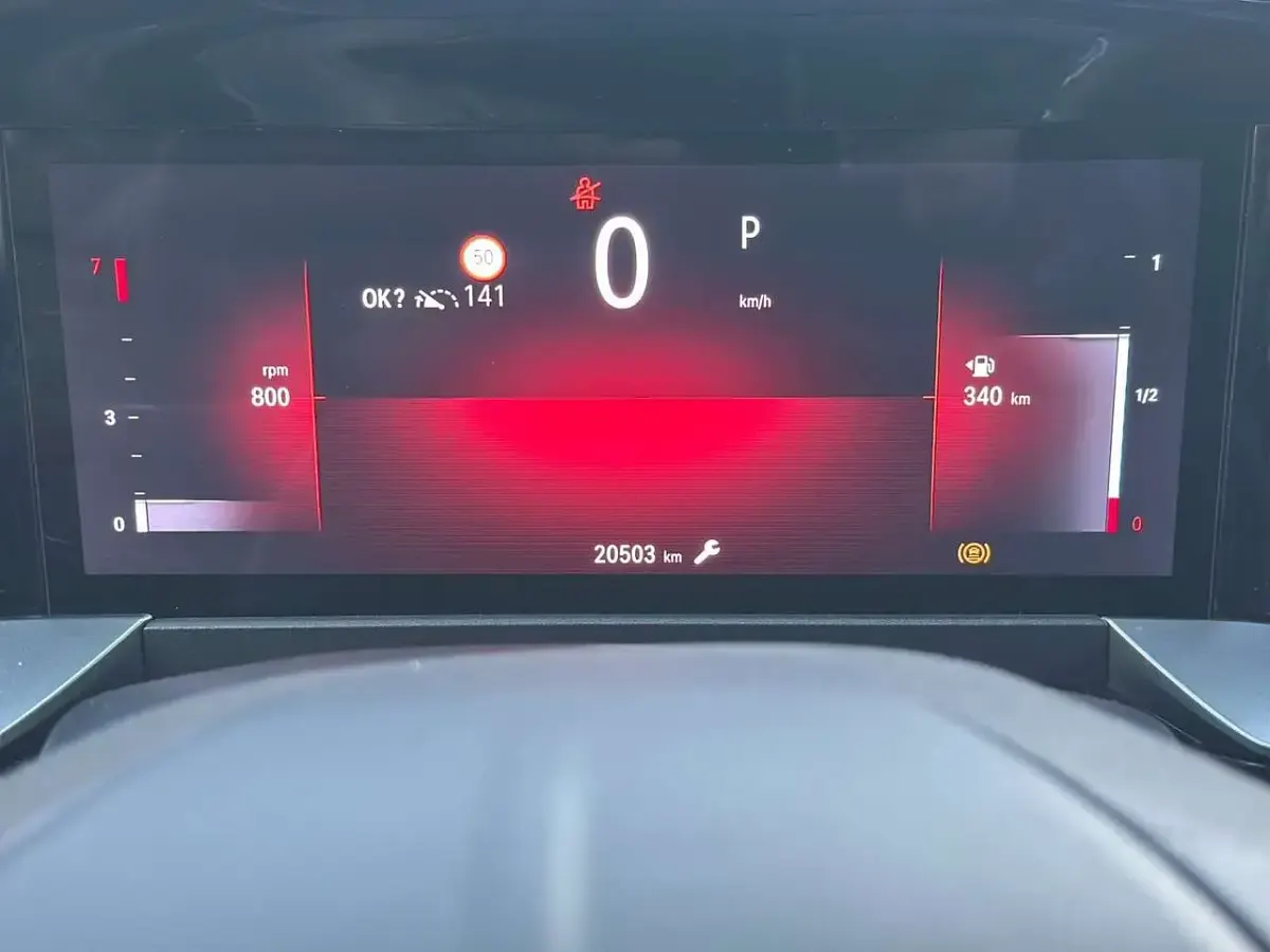 Usata Opel Mokka 131 CV (96 kW) 2025 Grigio SUV