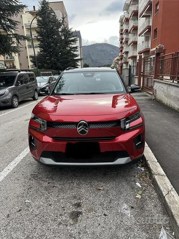 Usata Citroën C3 101 CV (74 kW) 2025 Rosso SUV