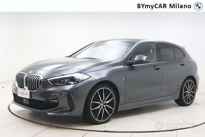 Usata BMW 118 M Sport 136 CV (100 kW) 2021 Grigio Utilitaria