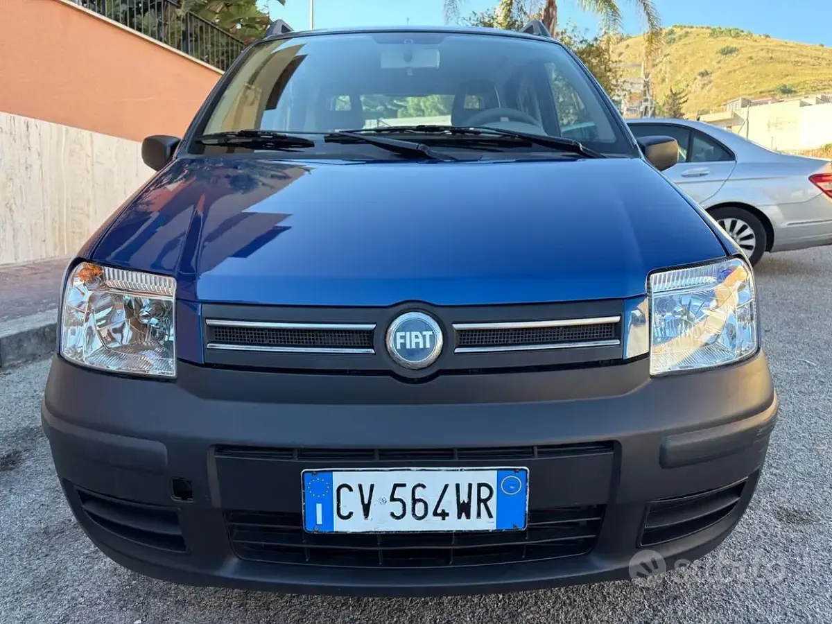 Usata Fiat Panda 75 CV (55 kW) 2006 Bluazzurro Utilitaria