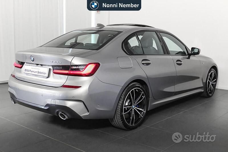 Usata BMW 330e M Sport 292 CV (214 kW) 2020 Grigio Berlina