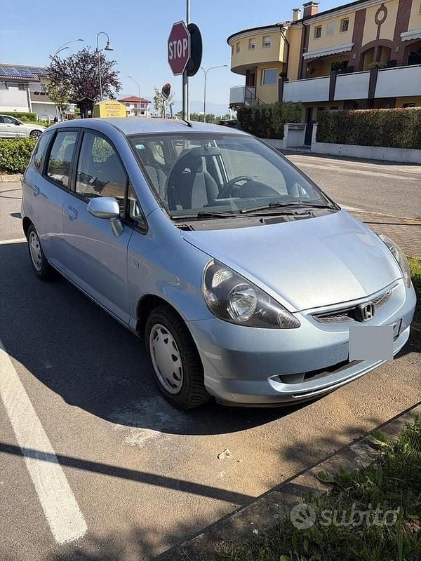 Usata Honda Jazz 78 CV (57 kW) 2004 Utilitaria