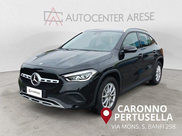 Usata Mercedes GLA200 Business 150 CV (110 kW) 2022 Nero SUV