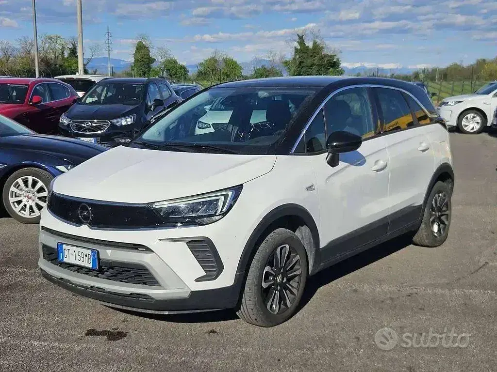 Usata Opel Crossland Elegance 131 CV (96 kW) 2024 Bianco SUV