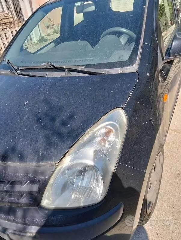 Usata Nissan Pixo 68 CV (50 kW) 2009 Nero Utilitaria