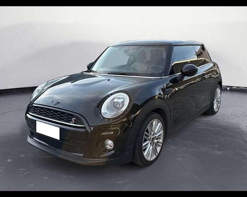 Midnight black metallizzato Usata 2016 Mini Cooper D Hype Due volumi | 14.900 € (Buon prezzo) - Immagine 1/4