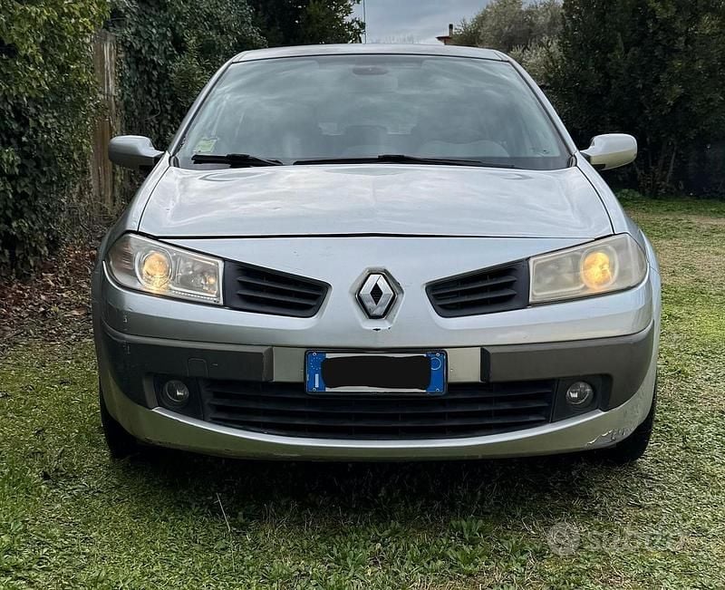 Usata Renault Mégane II 105 CV (77 kW) 2006 Berlina