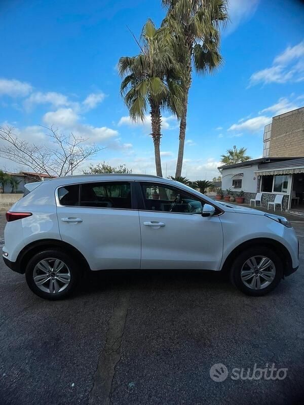 Usata Kia Sportage 2017 Bianco SUV