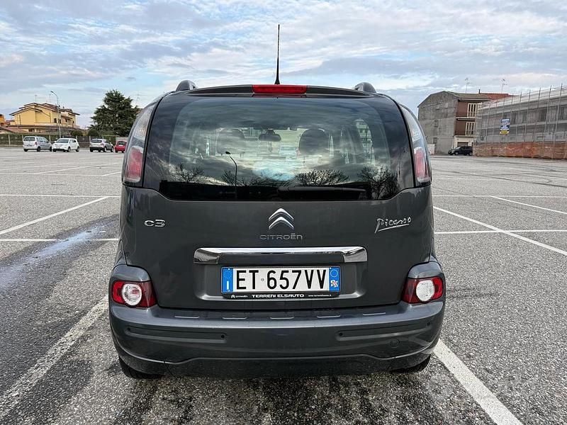 Usata Citroën C3 Picasso 92 CV (67 kW) 2015 Grigio Monovolume