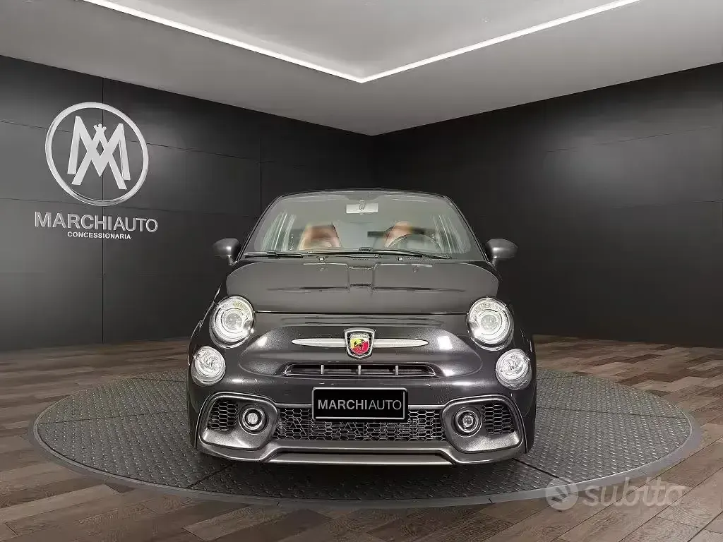 Usata Abarth 595 Competizione 180 CV (132 kW) 2022 Nero metallizzato Utilitaria