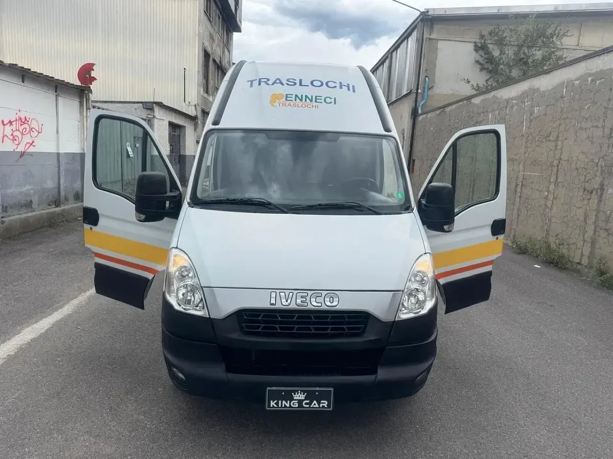 Occasion Iveco Daily 145 ch (106 kW) 2012 Blanc