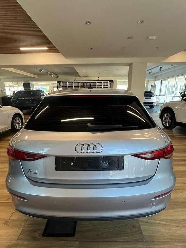 Usata Audi A3 Advanced 150 CV (110 kW) 2020 Argento Berlina