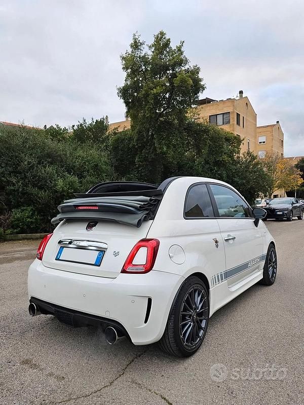 Usata Abarth 500C 210 CV (154 kW) 2011 Cabrio