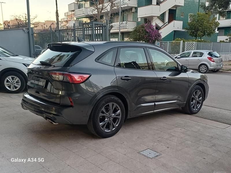 Occasion Ford Kuga ST-Line 120 ch (88 kW) 2022 Gris SUV