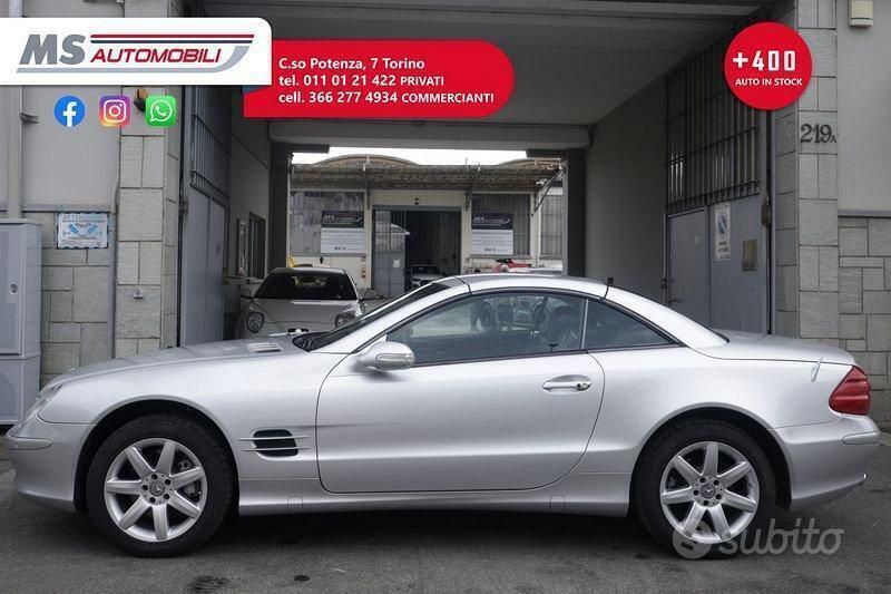 Usata Mercedes SL500 306 CV (225 kW) 2002 Argento Cabrio