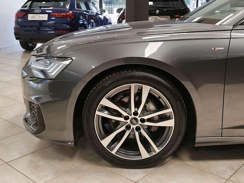 Usado Audi A6 S-Line 204 CV (150 kW) 2024 Gris Familiar