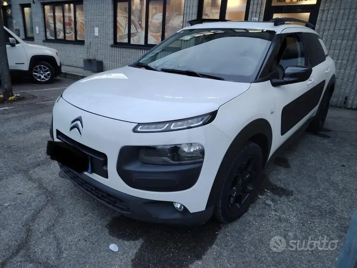 Usata Citroën C4 Cactus 82 CV (60 kW) 2016 Bianco Utilitaria