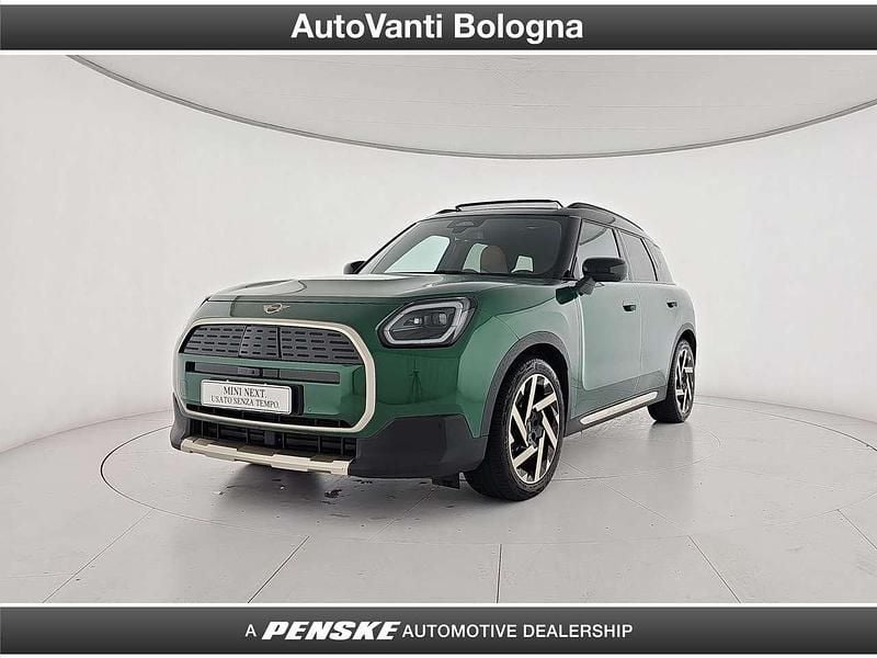 Verde Usata 2024 Mini Countryman Favoured SUV | 34.980 € (Buon prezzo) - Immagine 1/3