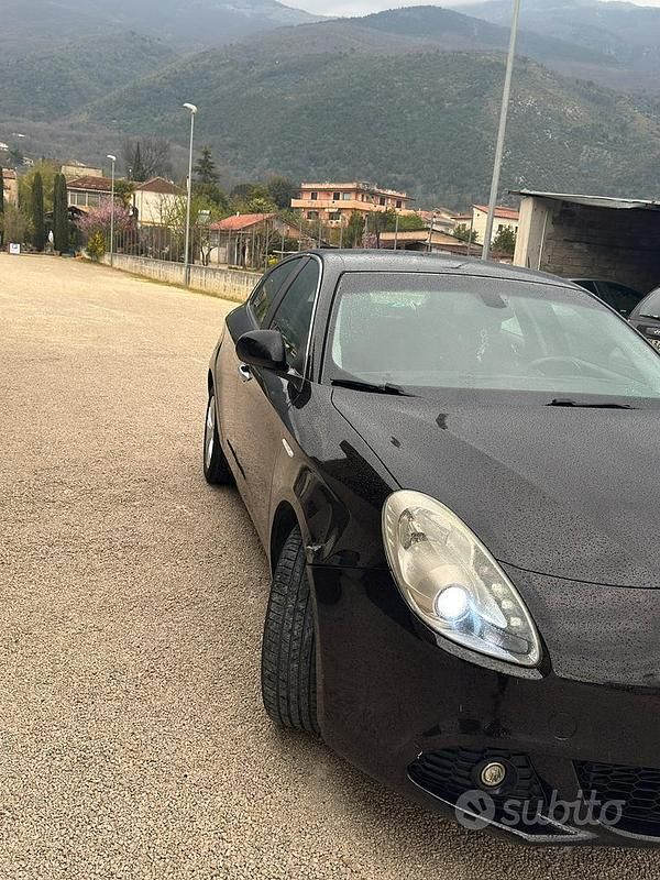 Usata Alfa Romeo Giulietta 120 CV (88 kW) 2011 Nero Utilitaria