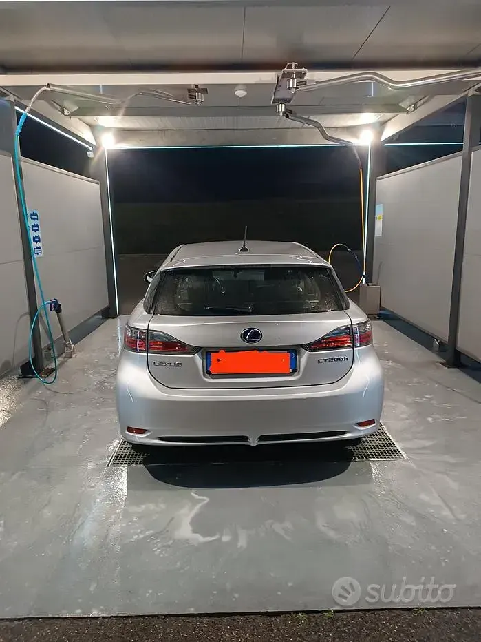 Usata Lexus CT200h 99 CV (72 kW) 2012 Grigio Berlina