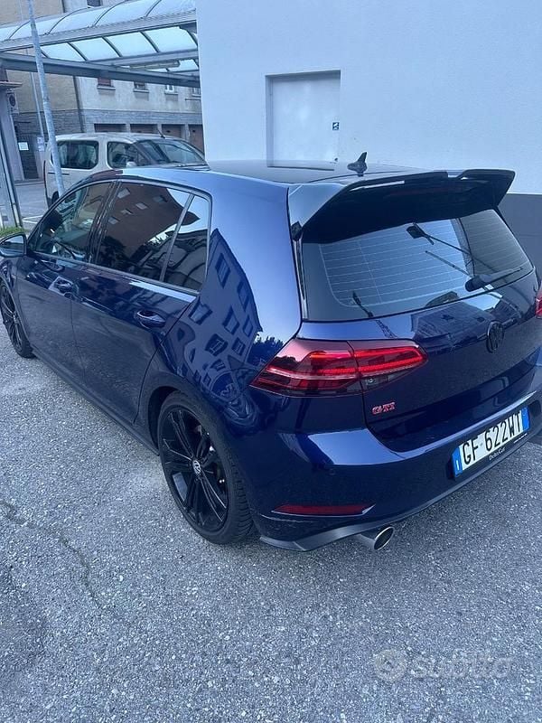 Usata VW Golf VII GTI 245 CV (180 kW) 2018 Blu Berlina