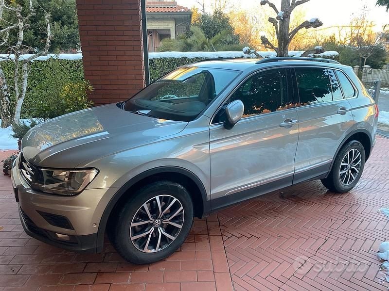 Grigio Usata 2017 VW Tiguan SUV | 16.000 € - Immagine 1/4