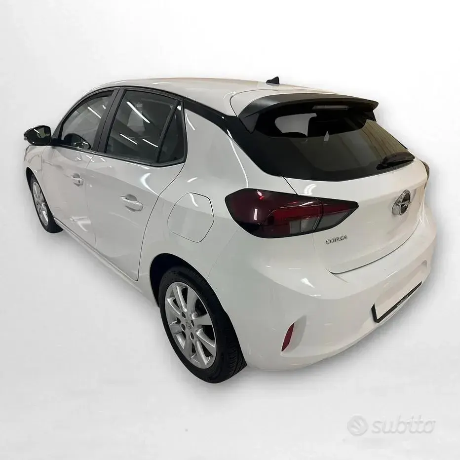 Usata Opel Corsa Edition 75 CV (55 kW) 2022 Bianco Utilitaria