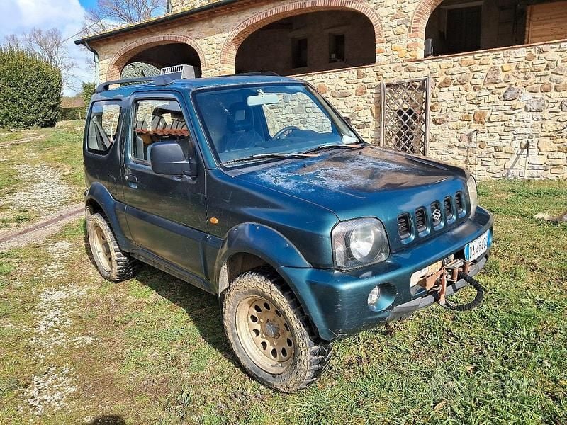 Usata Suzuki Jimny 80 CV (58 kW) 2002 Verde SUV