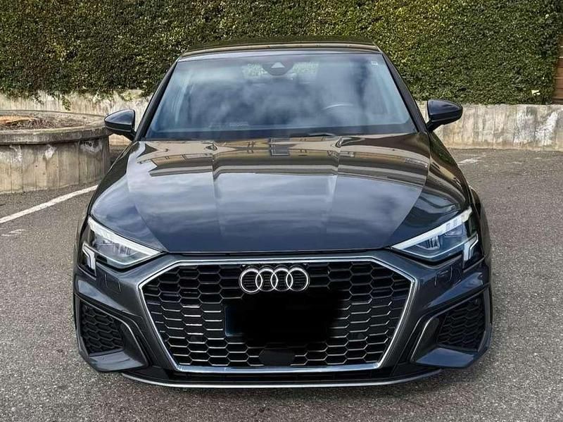 Usata Audi A3 S-Line 150 CV (110 kW) 2021 Grigio Berlina